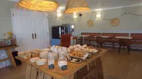 wot-ericeira-gallerybreakfast-8-